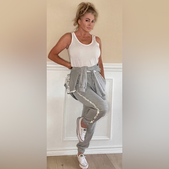 Grey & silver fancy sweatpants & jacket you can dress up or down. - Picture 4 of 9